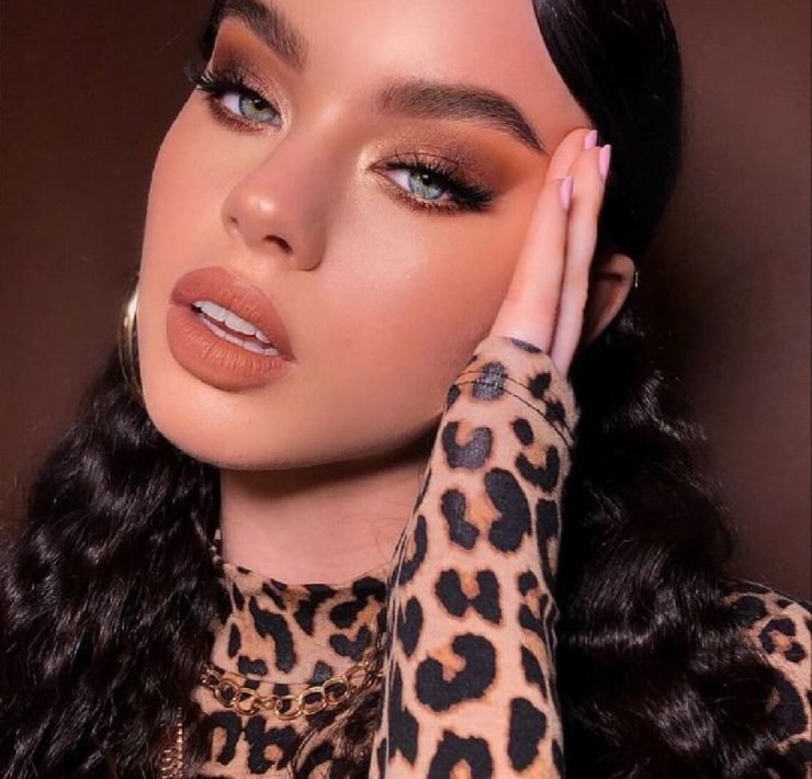 20 Time-Saving Makeup Hacks For Busy Boss Girls