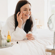 7 Expert Backed Ways to Keep Your Skin Plump in the Winter