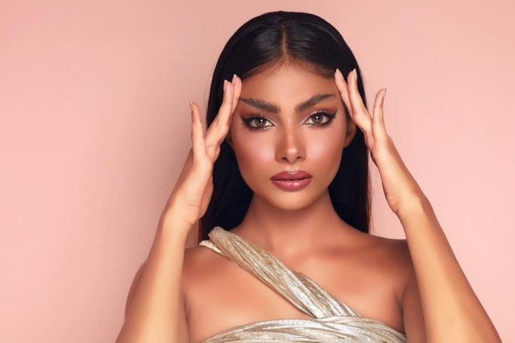 8 Tips To Flawless Makeup by the Makeup Maestro, Babar Zaheer!