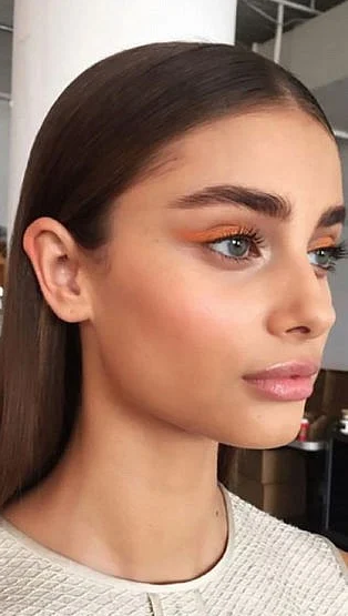 thick brows