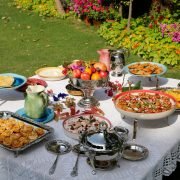 Table Setting Ideas For Hosting A Perfect Iftar Gathering
