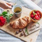 how to treat your mom on mothers day