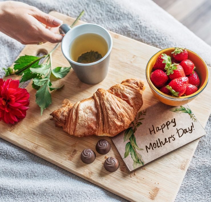 how to treat your mom on mothers day
