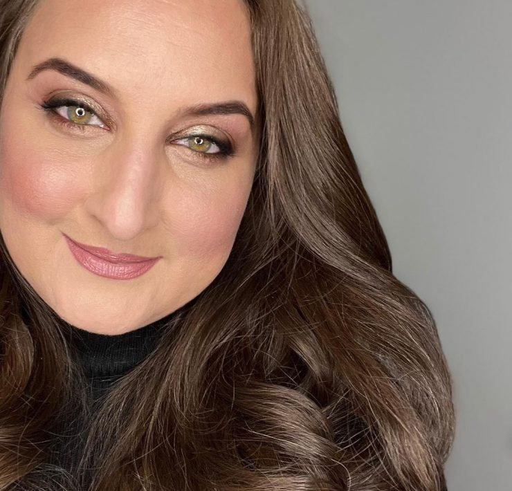 bina khan just b make up