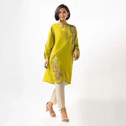 new trend dresses in pakistan 2022