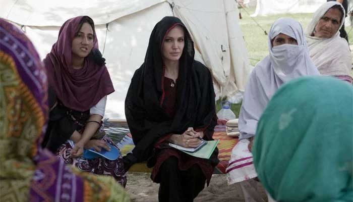 angelina jolie visit to pakistan 2022