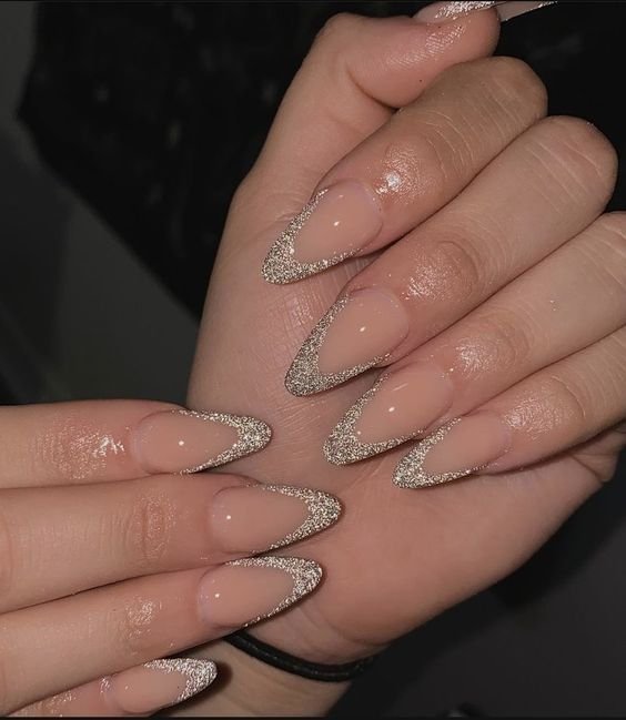 nail ideas for bride to be's