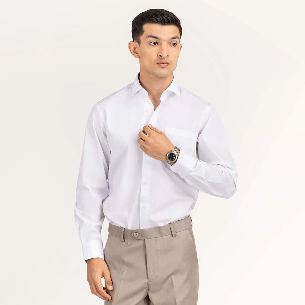 Five Essential Colors for Men’s Dress Shirts - Sunday