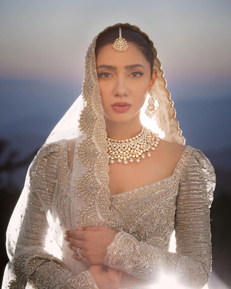mahira khan wedding looks