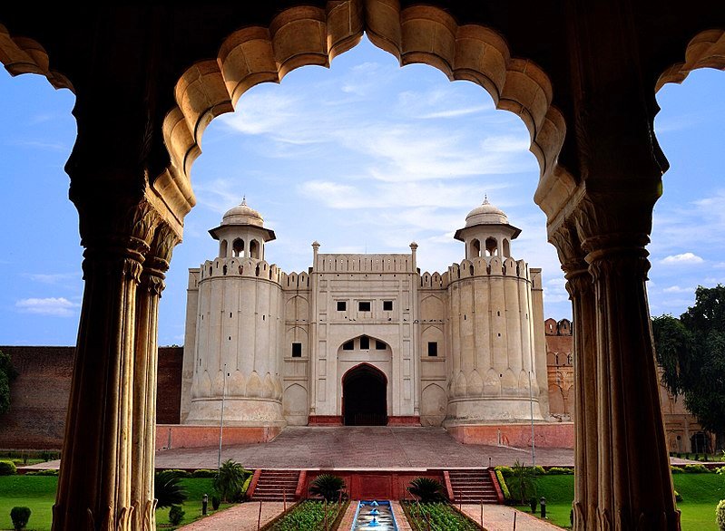 Badshahi mosque