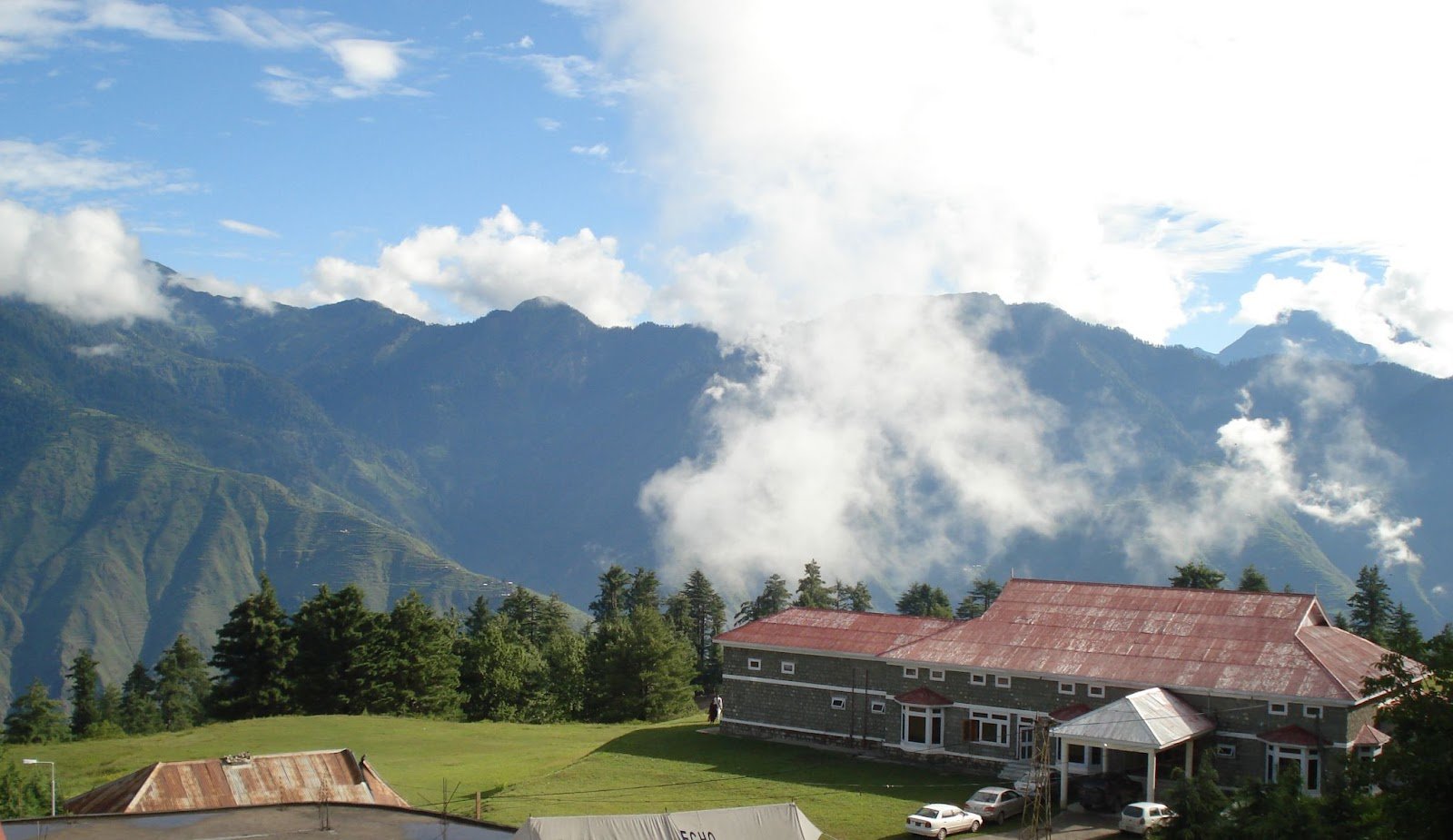 Shogran & Siri Paye